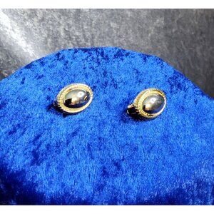vintage gold/silver tone oval clip on earrings